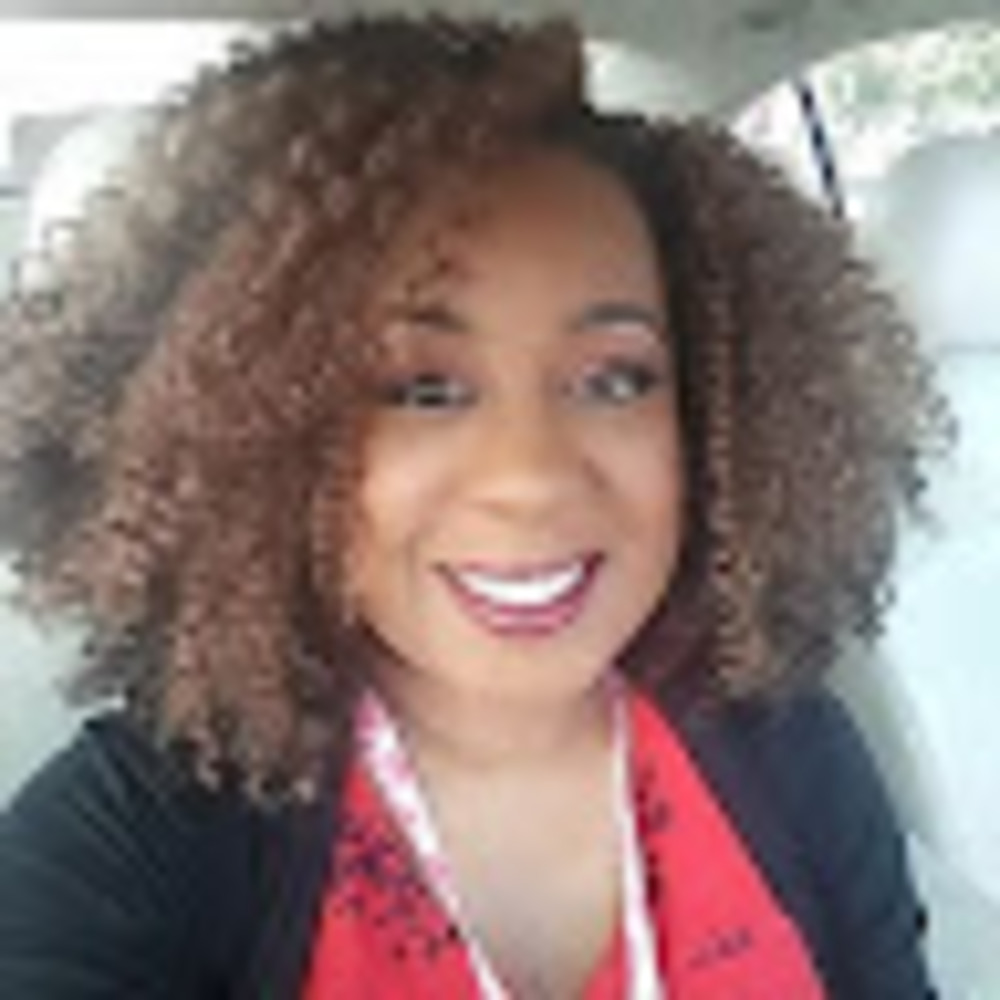 Meet your Posher, Gina